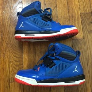 Air Jordan Blue w/ Black Strap - Size 6.5